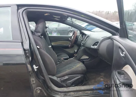 2015 Dodge Dart Sxt z USA, uszkodzony, nr VIN 1C3CDFBB9FD181981